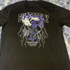 Hello selling a cute black designed shirt I made that I don’t want anymore.